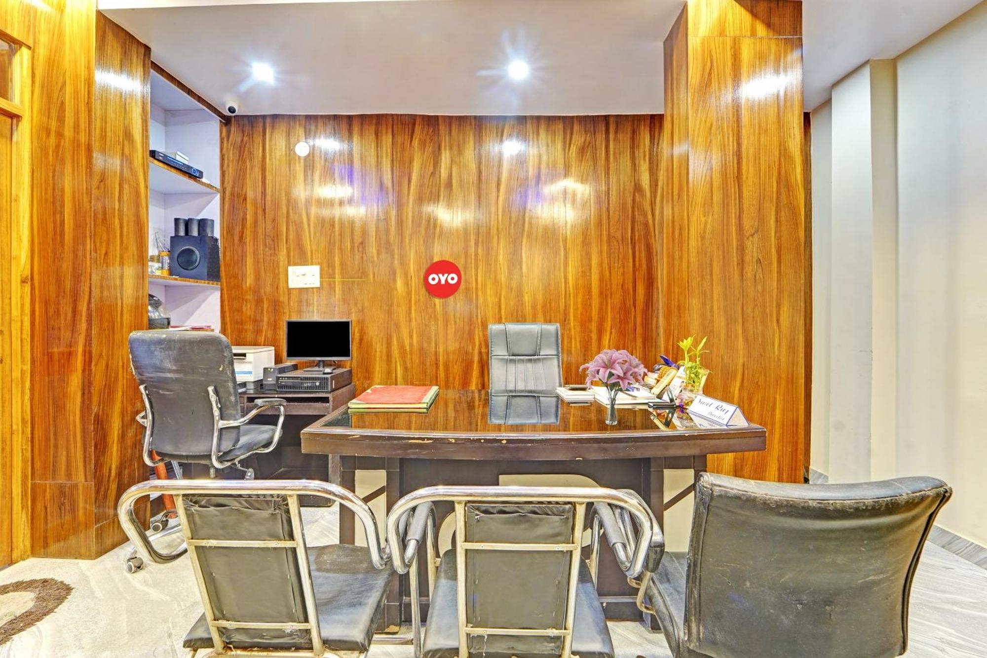 Hotel O Saharsh Hotel パトナー エクステリア 写真